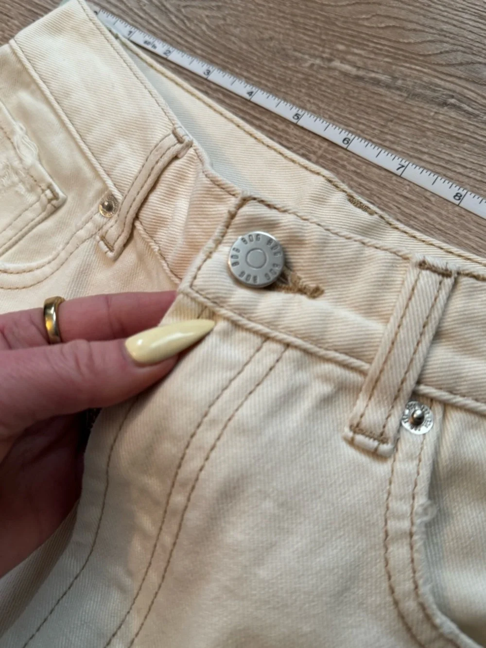 BDG Wide Leg Distressed Jeans - High Rise - Picture 4 of 7